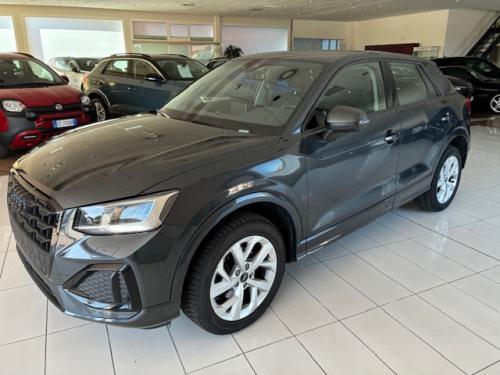 Audi Q2 35 1.5 tfsi Business Advanced s-tronic (grigio met)