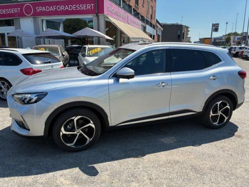 MG HS 1.5 t Luxury (argento)