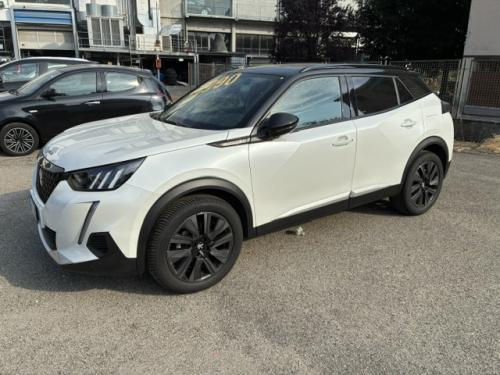 Peugeot 2008 1.2 130 cv GT EAT8 (bianco tetto nero)
